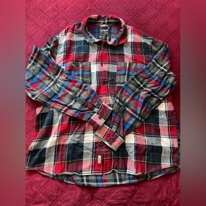 Men’s express plaid flannel.